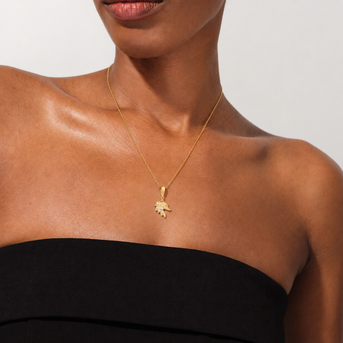 ÀWO Necklace & Pendant (Whisper)